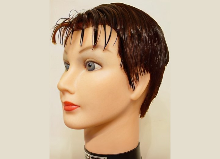 Corte al estilo pixie